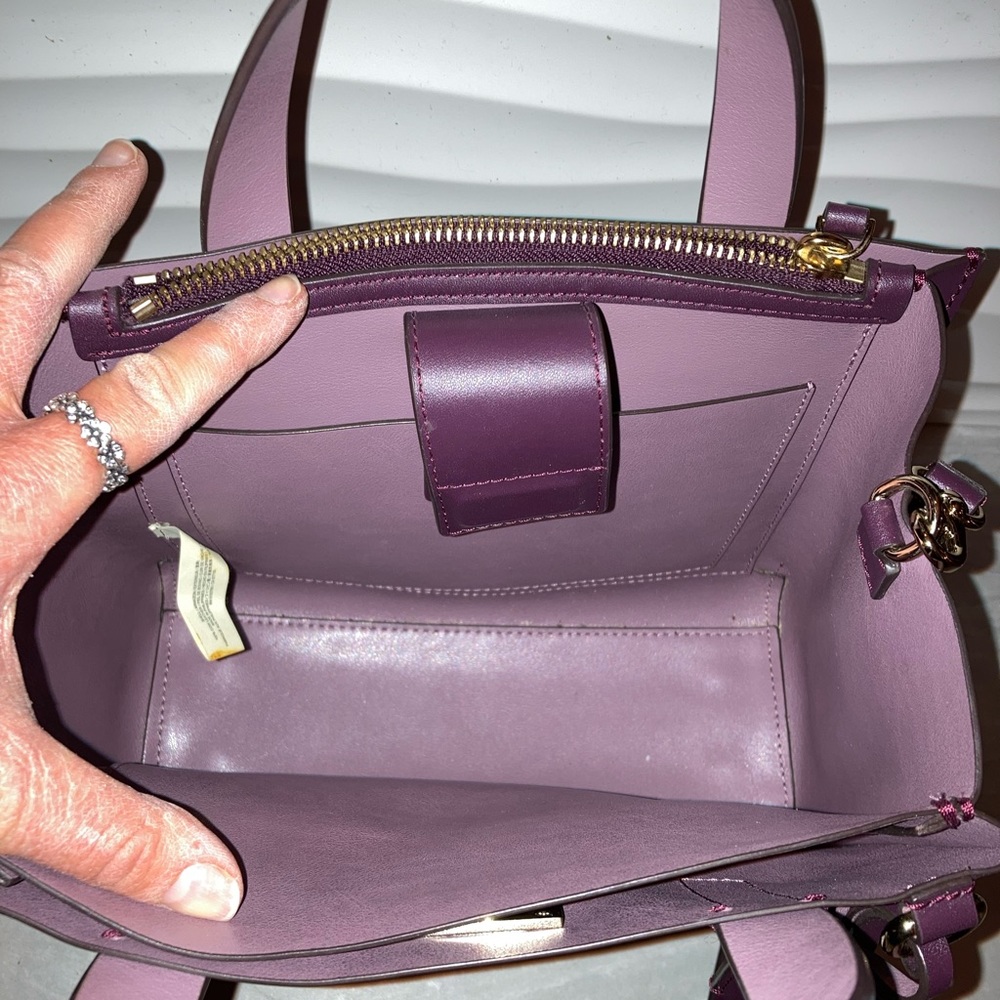 EUC Purple Kate Spade Crossbody bag - Picture 9 of 11